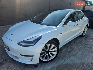 Авто Tesla Model 3 2021 № 8818424