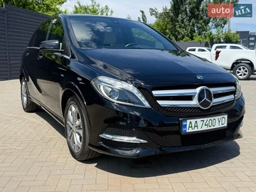 Авто Mercedes B-Class 2017 № 8818648