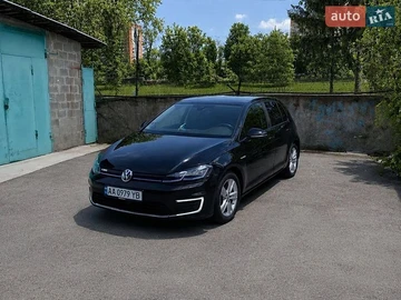 Авто Volkswagen E-Golf 2019 № 8818790