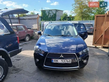 Авто Mitsubishi Outlander Xl 2010 № 8818955