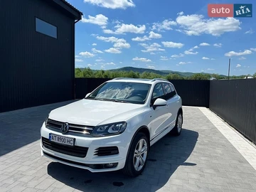 Авто Volkswagen Touareg 2014 № 8819316