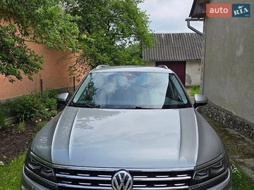 Авто Volkswagen Tiguan 2017 № 8819332
