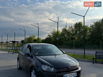 Авто Volkswagen Golf 2009 № 8819546