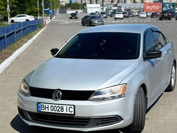 Авто Volkswagen Jetta 2013 № 8819555