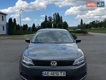 Авто Volkswagen Jetta 2012 № 8819559