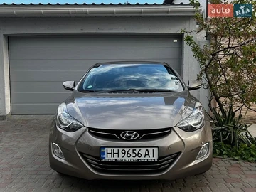 Авто Hyundai Elantra 2012 № 8819570