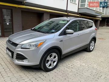 Авто Ford Escape 2015 № 8819580