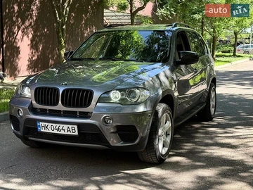 Авто BMW X5 2010 № 8819791