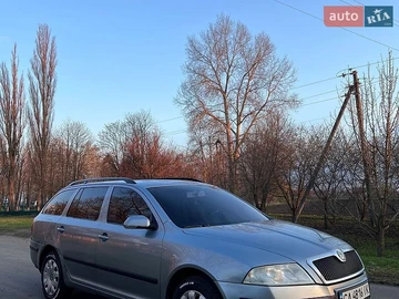 Авто Skoda Octavia 2006 № 8820045