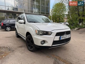 Авто Mitsubishi Outlander 2010 № 8820240