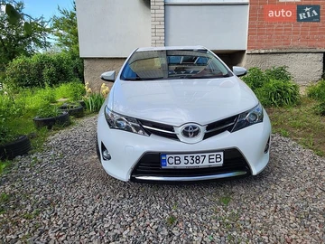 Авто Toyota Auris 2015 № 8820269