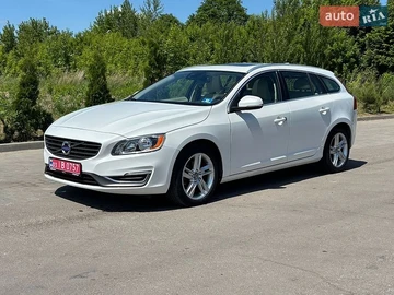 Авто Volvo V60 2013 № 8820283