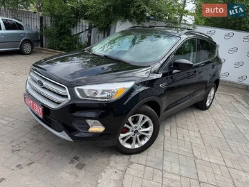 Авто Ford Escape 2018 № 8820287