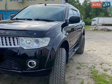 Авто Mitsubishi Pajero Sport 2011 № 8820383