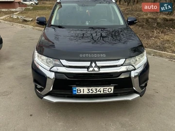 Авто Mitsubishi Outlander 2017 № 8820396