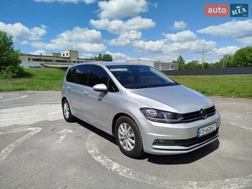 Авто Volkswagen Touran 2018 № 8820401