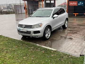 Авто Volkswagen Touareg 2011 № 8820474