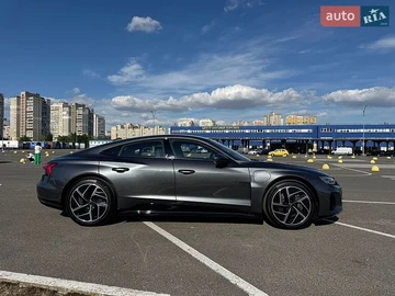 Авто Audi E-Tron Gt 2023 № 8820630