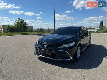 Авто Toyota Camry 2021 № 8821320