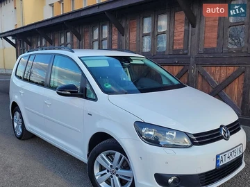 Авто Volkswagen Touran 2013 № 8821386