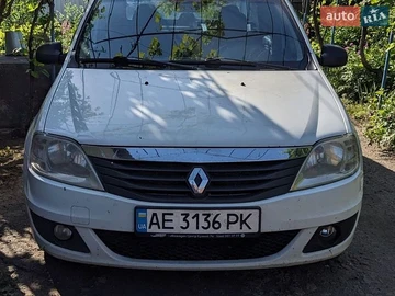 Авто Renault Logan 2011 № 8821486