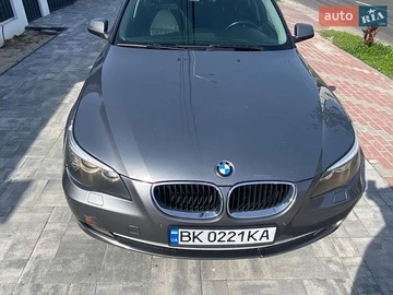 Авто BMW 5 Series 2010 № 8821504