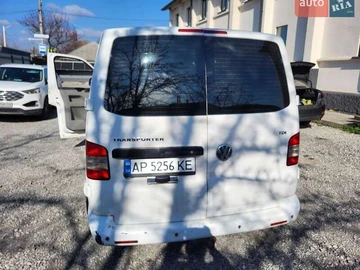 Авто Volkswagen Transporter 2010 № 8821539