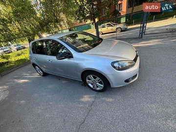 Авто Volkswagen Golf 2012 № 8821707