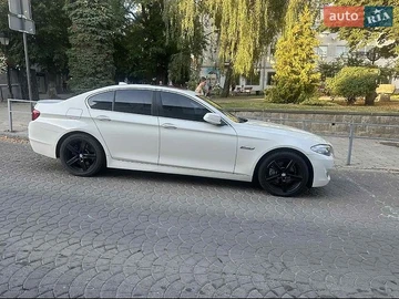 Авто BMW 5 Series 2012 № 8821721