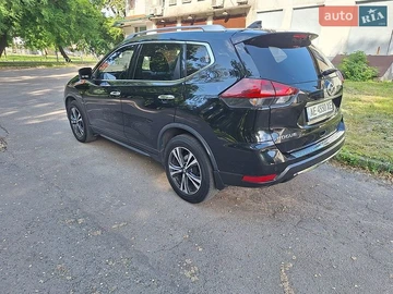 Авто Nissan Rogue 2018 № 8821731