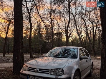 Авто Volkswagen Golf 1999 № 8821920