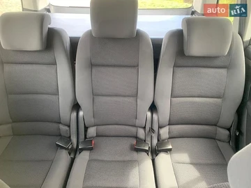Авто Volkswagen Touran 2008 № 8821936