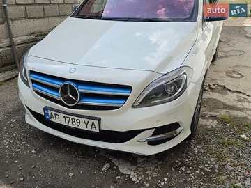 Авто Mercedes B-Class 2016 № 8822459