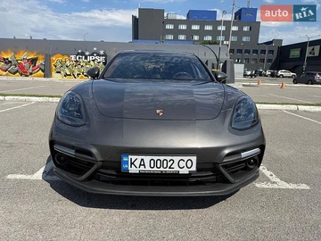 Авто Porsche Panamera 2018 № 8822689