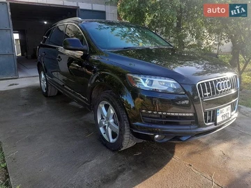Авто Audi Q7 2015 № 8823108