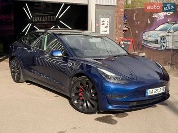 Авто Tesla Model 3 2023 № 8823116