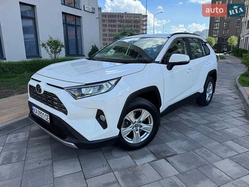 Авто Toyota Rav4 2020 № 8823134