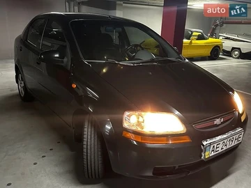 Авто Chevrolet Aveo 2005 № 8823177