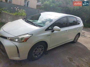 Авто Toyota Prius V 2015 № 8823563