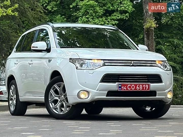 Авто Mitsubishi Outlander 2015 № 8823673
