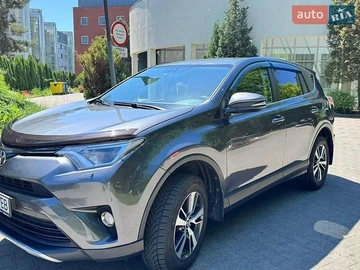 Авто Toyota Rav4 2017 № 8823714