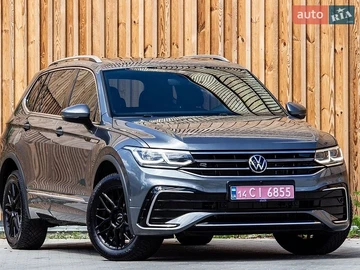 Авто Volkswagen Tiguan 2023 № 8823892