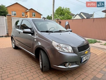 Авто Chevrolet Aveo 2011 № 8824144