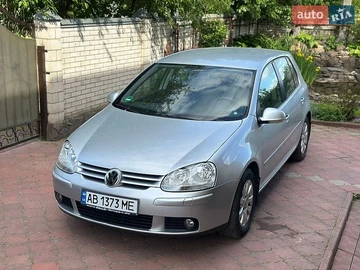 Авто Volkswagen Golf 2005 № 8824242