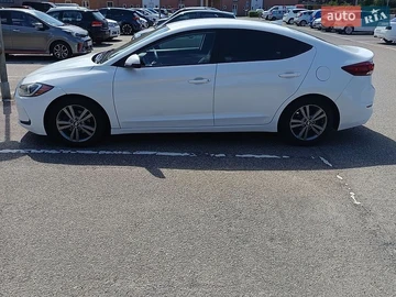 Авто Hyundai Elantra 2018 № 8824470