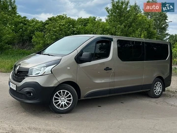 Авто Renault Trafic 2015 № 8824598