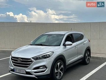Авто Hyundai Tucson 2016 № 8824601