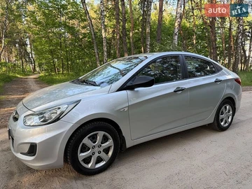 Авто Hyundai Accent 2013 № 8824713