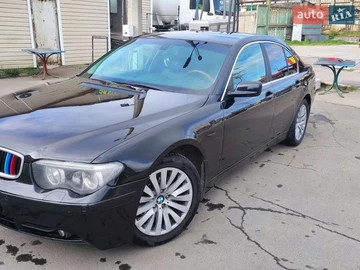 Авто BMW 7 Series 2004 № 8824714