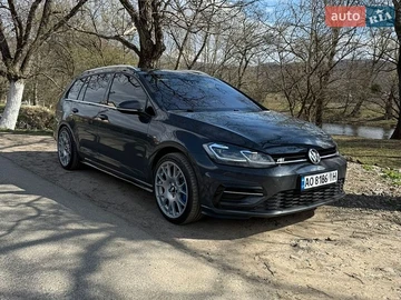 Авто Volkswagen Golf 2018 № 8825109